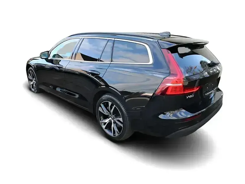 Gebraucht Volvo V60 Core 2025 Schwarz Kombi