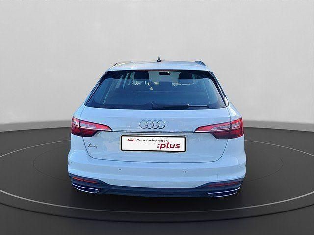 Gebraucht Audi A4 Ambiente 204 PS (150 kW) 2024 Arkonaweiss Kombi