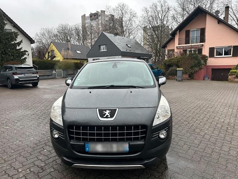 Silber Gebraucht 2009 Peugeot 3008 Van / Kleinbus | 1.300 € (Fairer Preis) - Bild 1/4