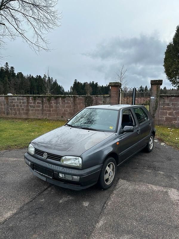 Gebraucht VW Golf III 90 PS (66 kW) 1994 Grau Kleinwagen