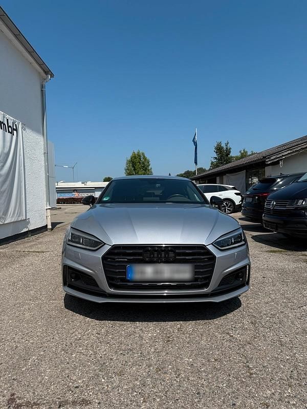 Silber Gebraucht 2019 Audi A5 Coupé | 34.000 € (Teuer) - Bild 1/4
