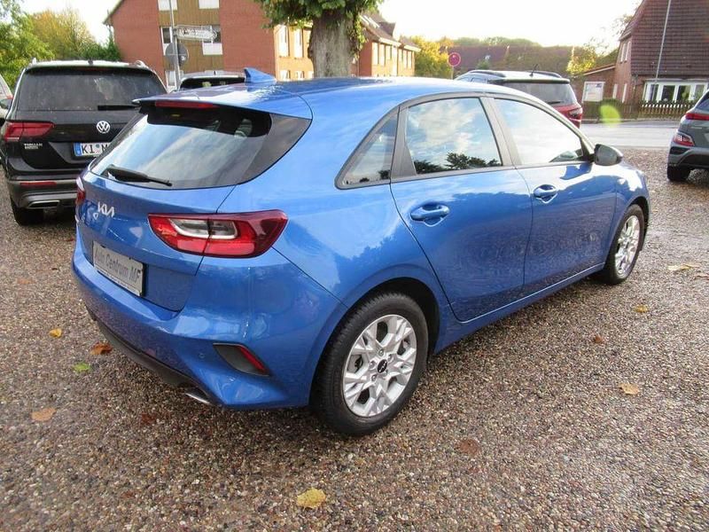 Gebraucht Kia Ceed Vision 101 PS (74 kW) 2022 Blau Kleinwagen