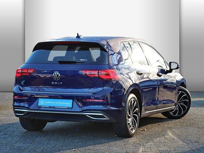 Gebraucht VW Golf VII Style 204 PS (150 kW) 2020 Blau Limousine