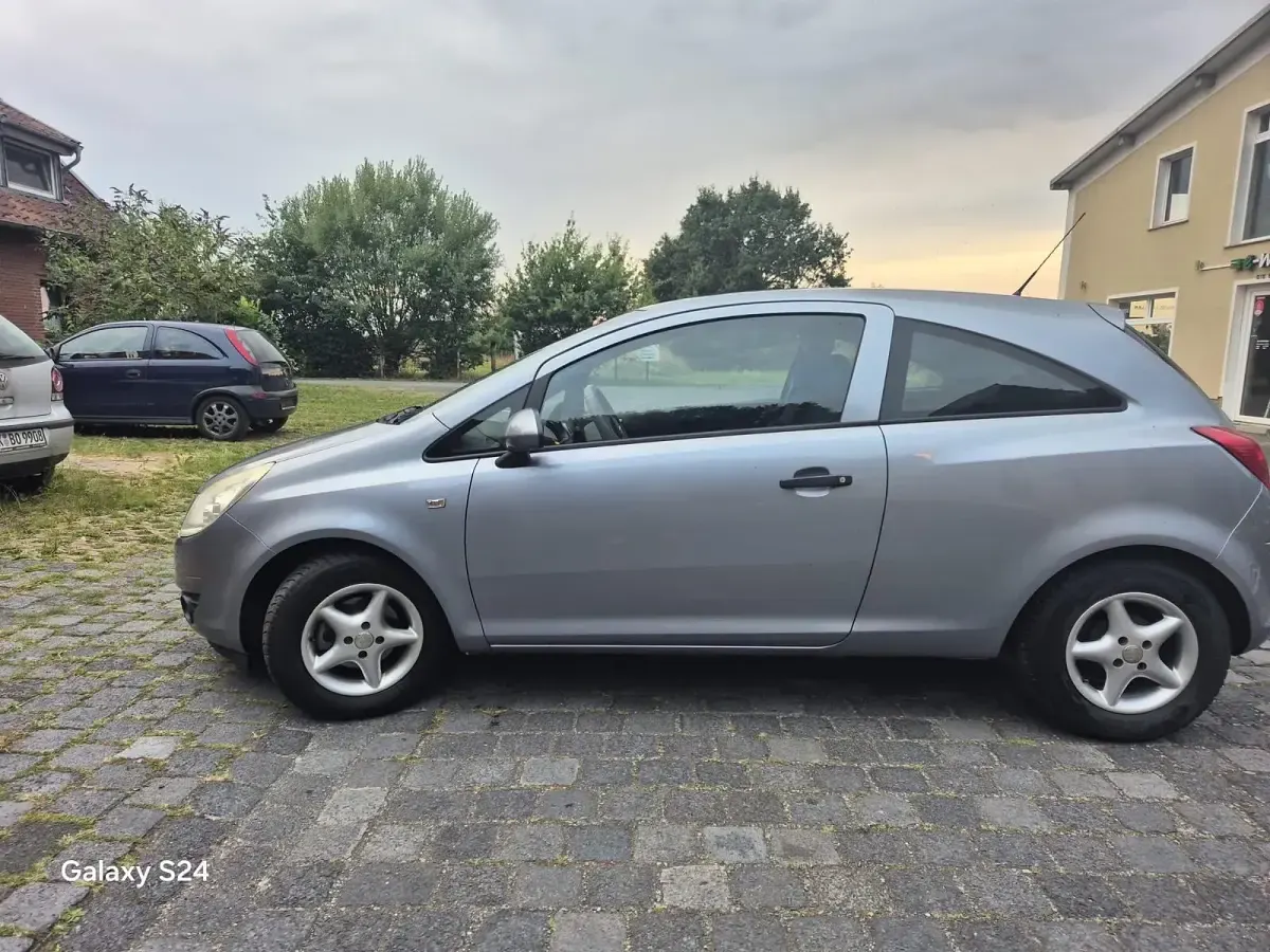 Gebraucht Opel Corsa 60 PS (44 kW) 2009 Grau Kleinwagen