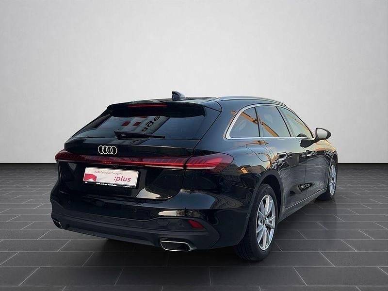 Gebraucht Audi A5 Ambiente 150 PS (110 kW) 2025 Mythosschwarz metallic (metallic) Coupé
