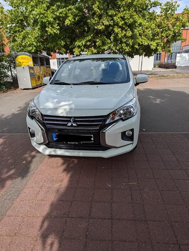 Weiß Gebraucht 2022 Mitsubishi Space Star Kleinwagen | 6.000 € (Superpreis) - Bild 1/4