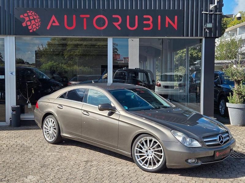 Grau Gebraucht 2009 Mercedes CLS350 Limousine | 6.900 € (Fairer Preis) - Bild 1/4