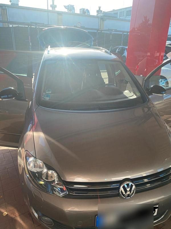 Gebraucht VW Golf Plus Cross 2011 Grau Van / Kleinbus