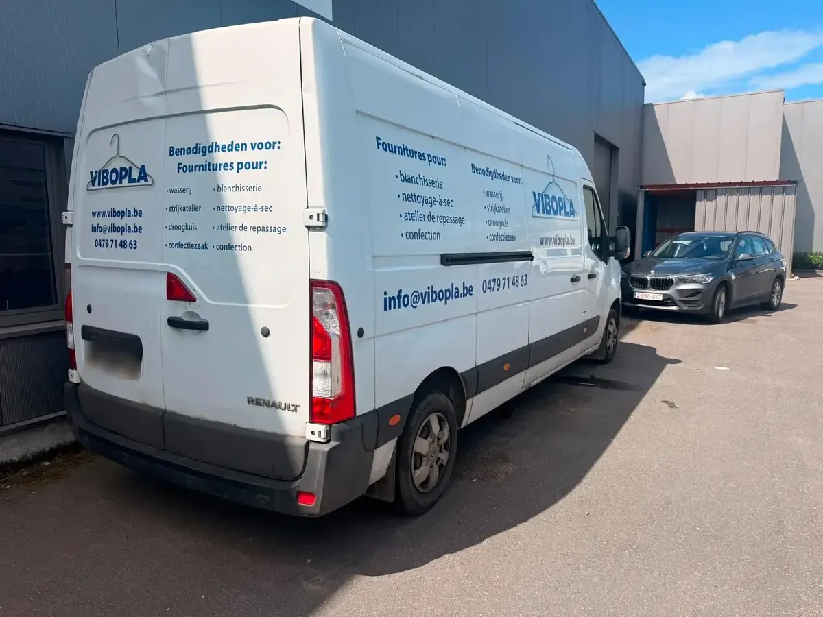 Gebraucht Renault Master 150 PS (110 kW) 2020 Weiß Van / Kleinbus