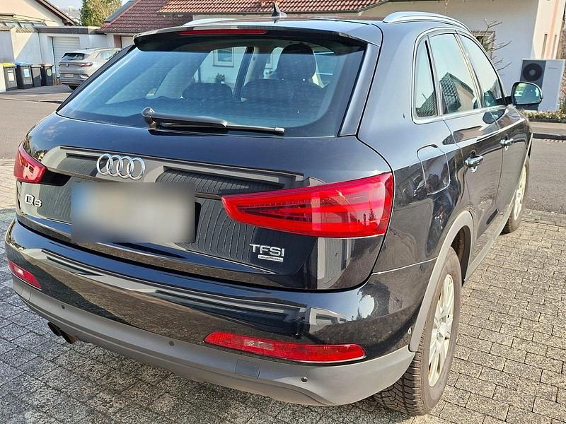 Gebraucht Audi Q3 170 PS (125 kW) 2012 Schwarz SUV