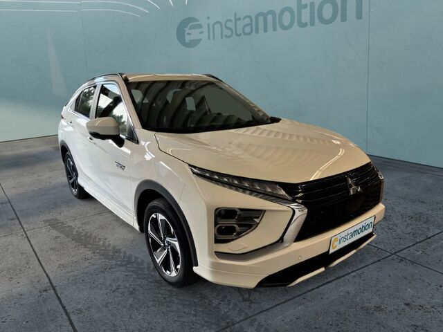 Weiß Gebraucht 2022 Mitsubishi Eclipse Cross SUV | 28.600 € (Etwas zu teuer) - Bild 1/2