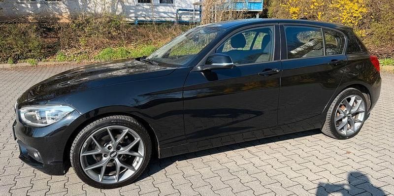 Gebraucht BMW 116 Advantage 109 PS (80 kW) 2015 Schwarz Kleinwagen