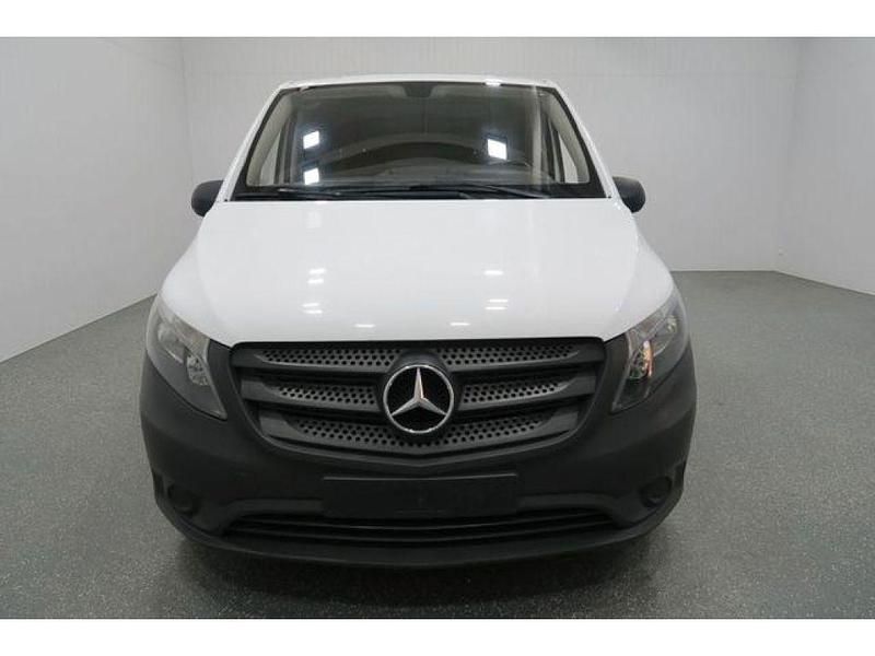 Gebraucht Mercedes Vito 102 PS (75 kW) 2019 Arktikweiss Van