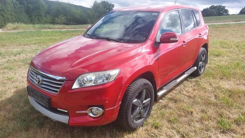 Rot Gebraucht 2012 Toyota RAV4 SUV | 9.999 € (Guter Preis) - Bild 1/4