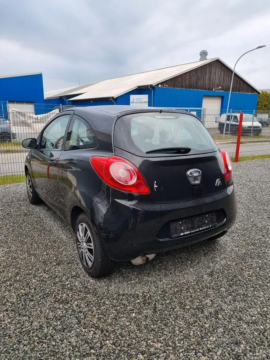 Używany Ford Ka 69 KM (50 kW) 2009 Czarny Hatchback