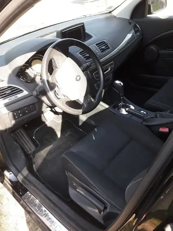 Gebraucht Renault Mégane III LIMITED 110 PS (80 kW) 2015 Schwarz Limousine