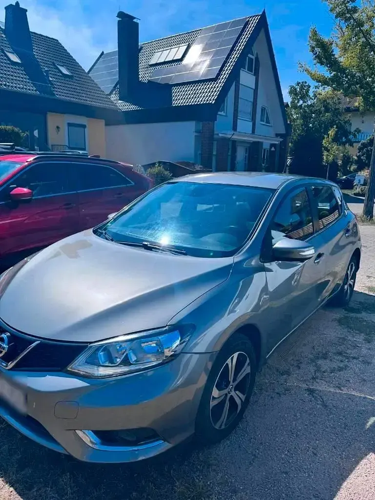 Gebraucht Nissan Pulsar 116 PS (85 kW) 2015 Grau Kleinwagen