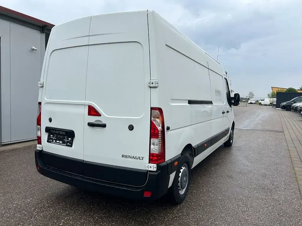 Gebraucht Renault Master R.S. 131 PS (96 kW) 2017 Weiß Van