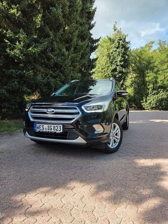 Schwarz Gebraucht 2020 Ford Kuga Cool & Connect SUV | 14.450 € (Superpreis) - Bild 1/4
