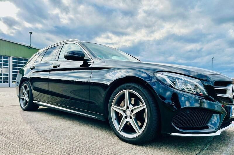 Schwarz Gebraucht 2015 Mercedes C200 AMG line Kombi | 15.900 € (Etwas zu teuer) - Bild 1/4