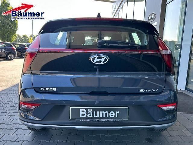 Neu Hyundai Bayon Select 101 PS (74 kW) 2025 Grau SUV