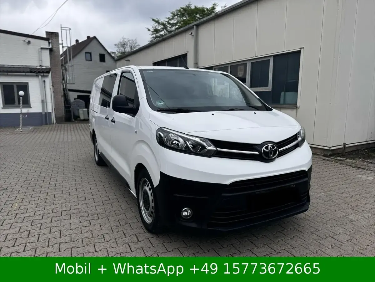Gebraucht Toyota Proace Verso 120 PS (88 kW) 2017 Weiß Kombi