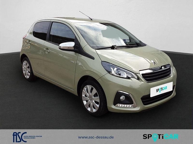 Gebraucht Peugeot 108 Style 72 PS (52 kW) 2021 Metfa smooth green Kleinwagen