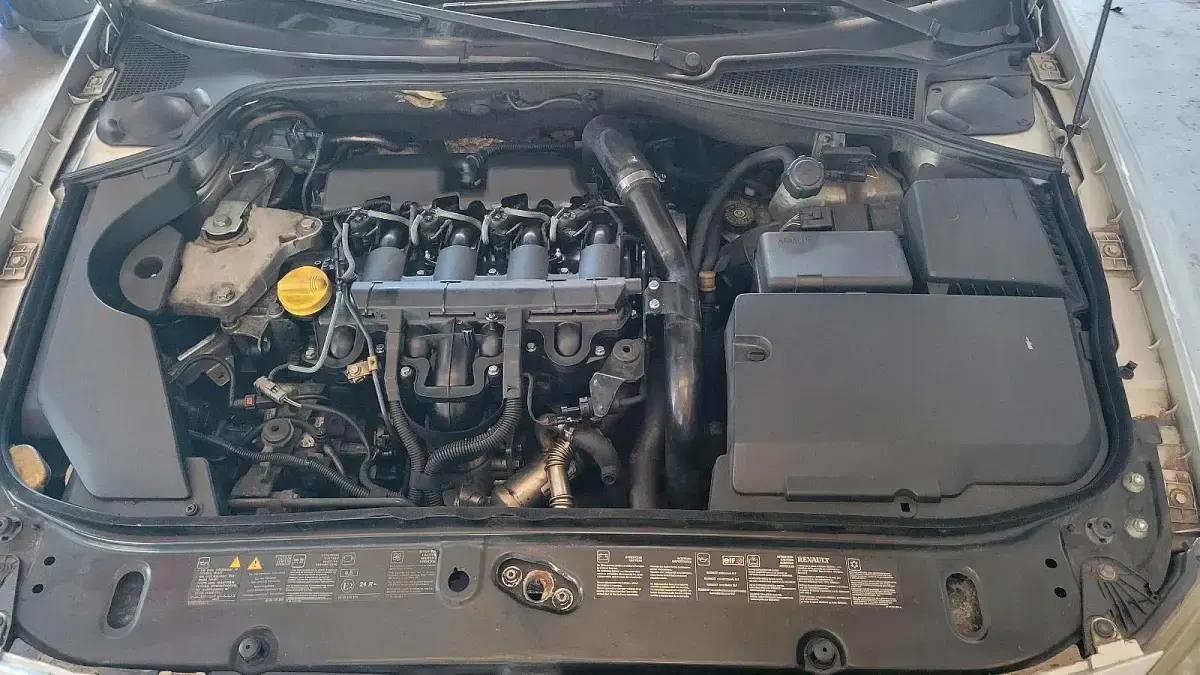 Gebraucht Renault Laguna II 140 PS (102 kW) 2005 Grau Kombi