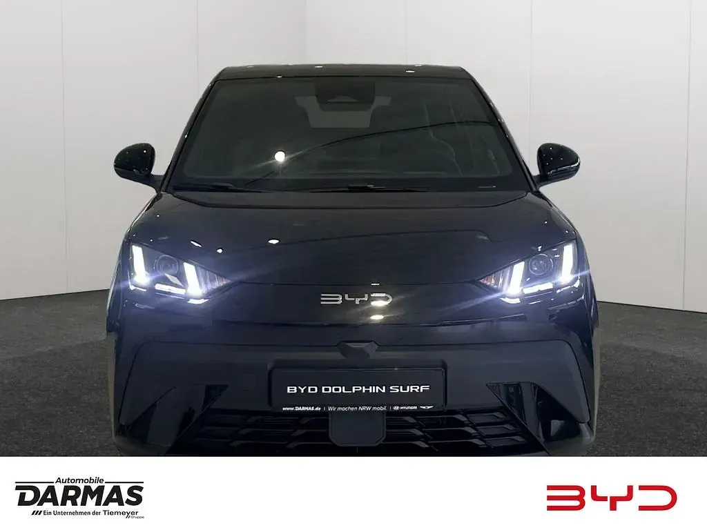 Nuevo BYD Dolphin Surf Active 64 kW (88 CV) 2026 Negro Utilitario
