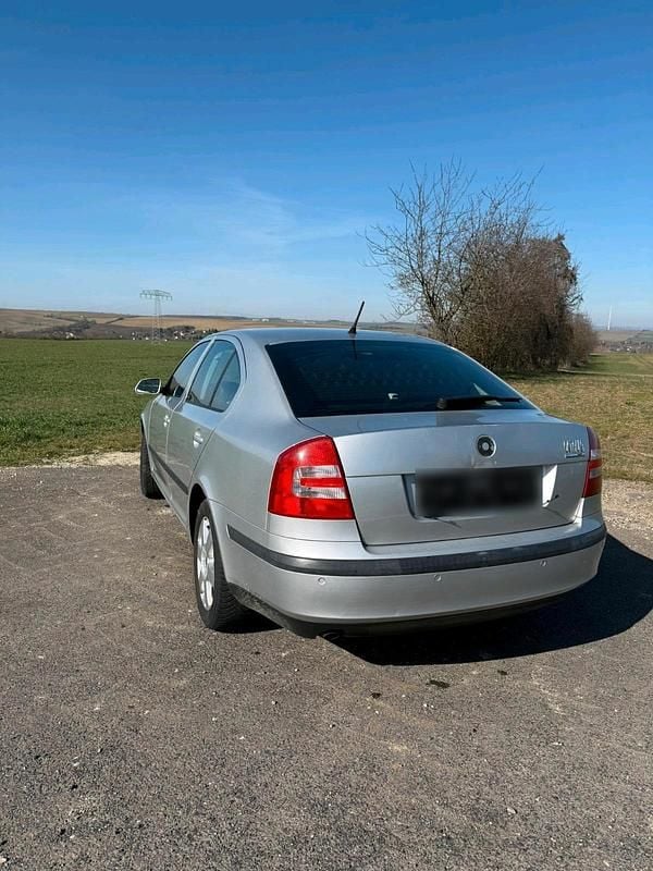 Gebraucht Skoda Octavia 102 PS (75 kW) 2005 Silber Limousine