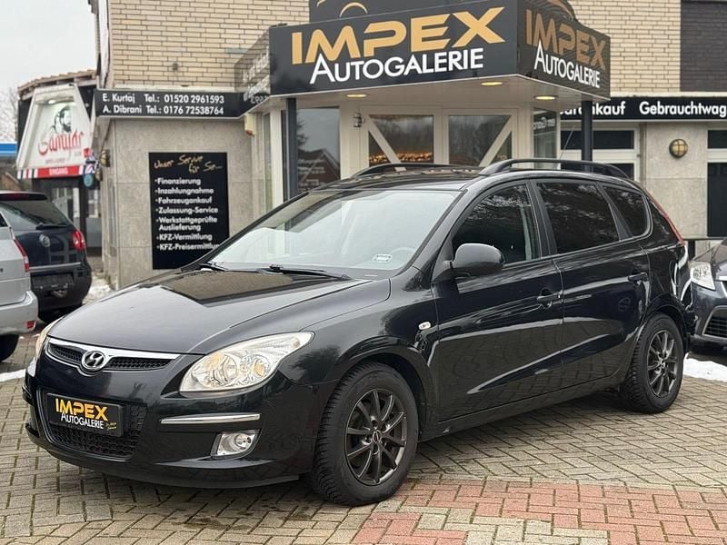 Gebraucht Hyundai i30 126 PS (92 kW) 2009 Schwarz Kombi