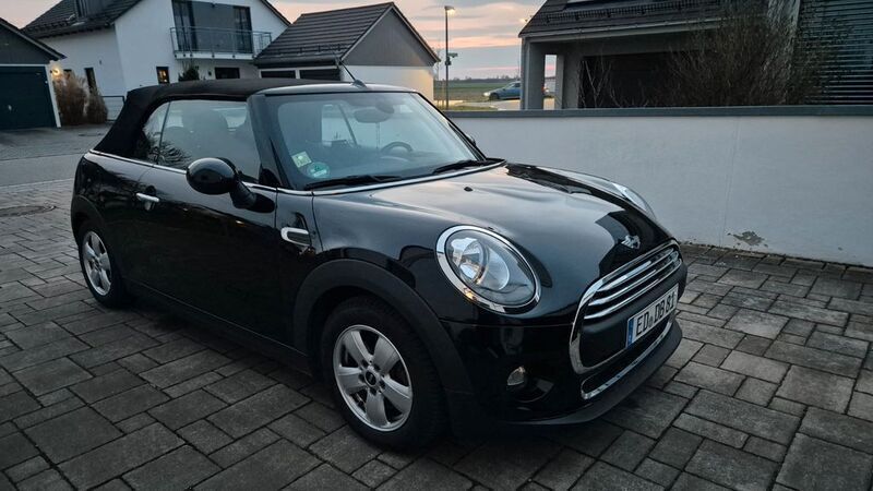 Schwarz Gebraucht 2016 Mini One Cabriolet Cabrio | 12.900 € (Guter Preis) - Bild 1/4