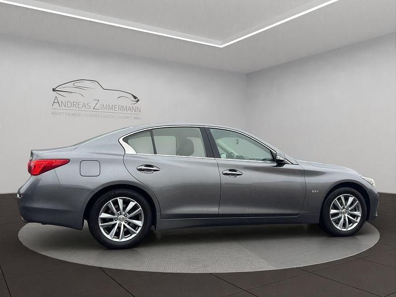 Gebraucht Infiniti Q50 170 PS (125 kW) 2016 Grau Limousine