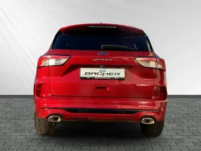 Używany Ford Kuga Vignale 190 KM (139 kW) 2022 Czerwony SUV