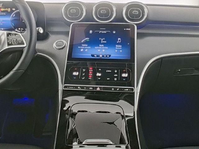 Gebraucht Mercedes C400 Avantgarde 381 PS (280 kW) 2023