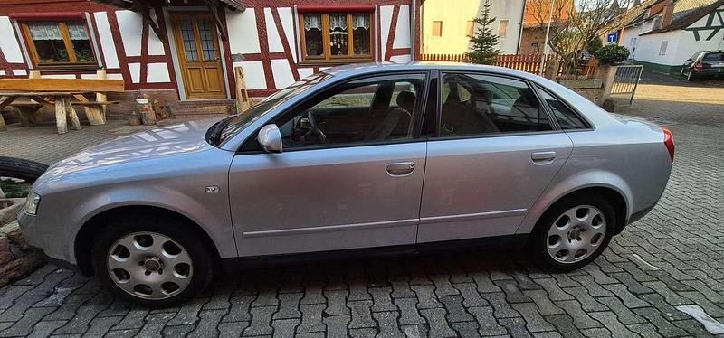 Gebraucht Audi A4 131 PS (96 kW) 2001 Limousine