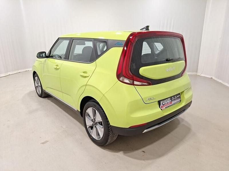 Gebraucht Kia Soul Edition 7 100 kW (136 PS) 2021 Space cadet green SUV