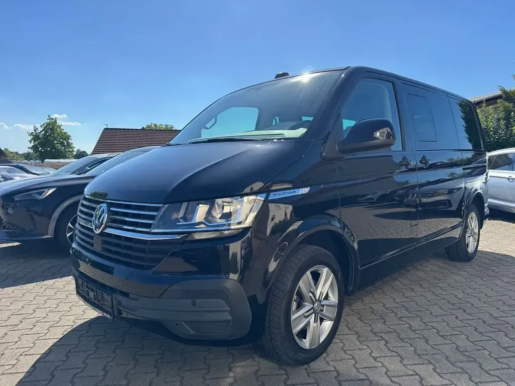 Gebraucht VW Multivan Comfortline 150 PS (110 kW) 2020 Schwarz Van / Kleinbus