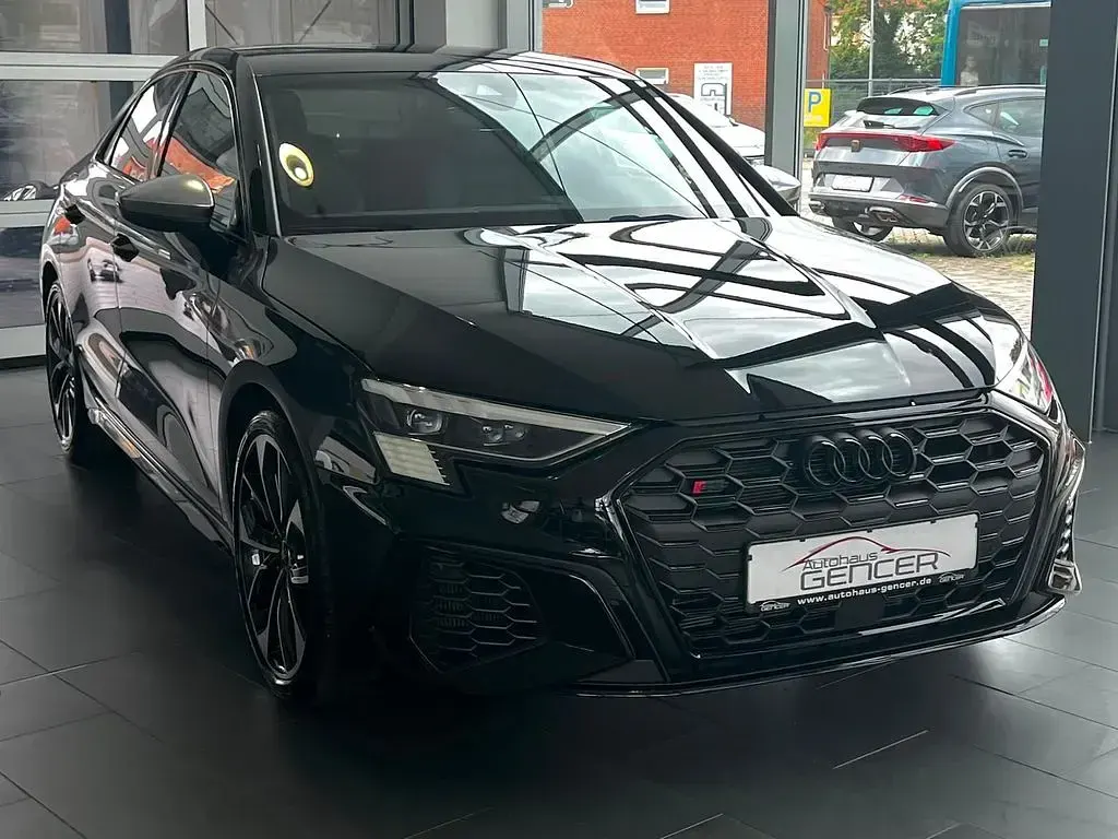 Gebraucht Audi S3 Sport 310 PS (228 kW) 2024 Schwarz Limousine