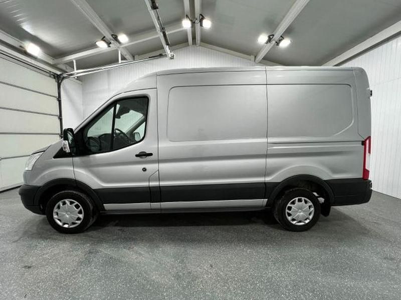 Gebraucht Ford Transit 105 PS (77 kW) 2019 Polarsilber (pnzjb0) (metallic) Van
