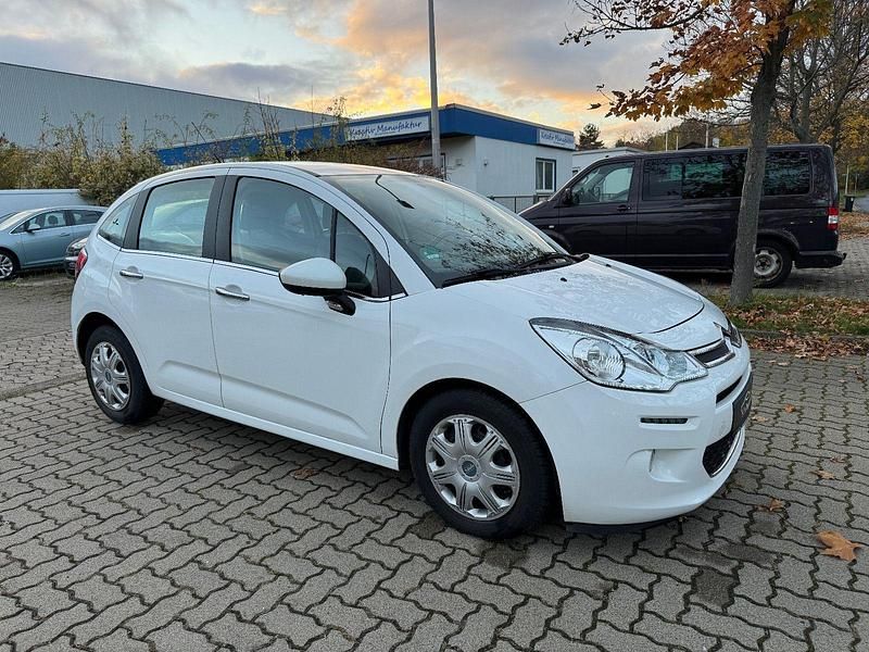 Gebraucht Citroën C3 SELECTION 99 PS (72 kW) 2015 Weiß Kleinwagen