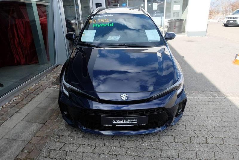 Neu Suzuki Swace Comfort+ 97 PS (71 kW) 2026 Blau Kombi