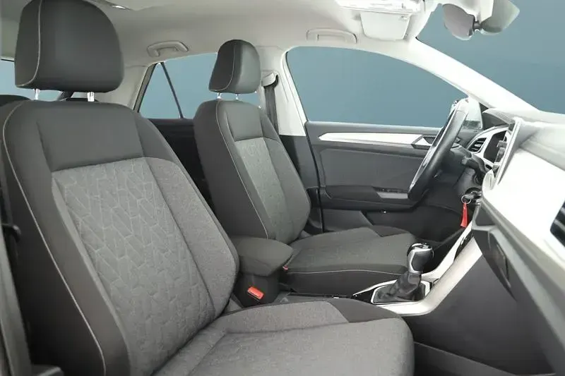Gebraucht VW T-Roc 150 PS (110 kW) 2023 Grau SUV