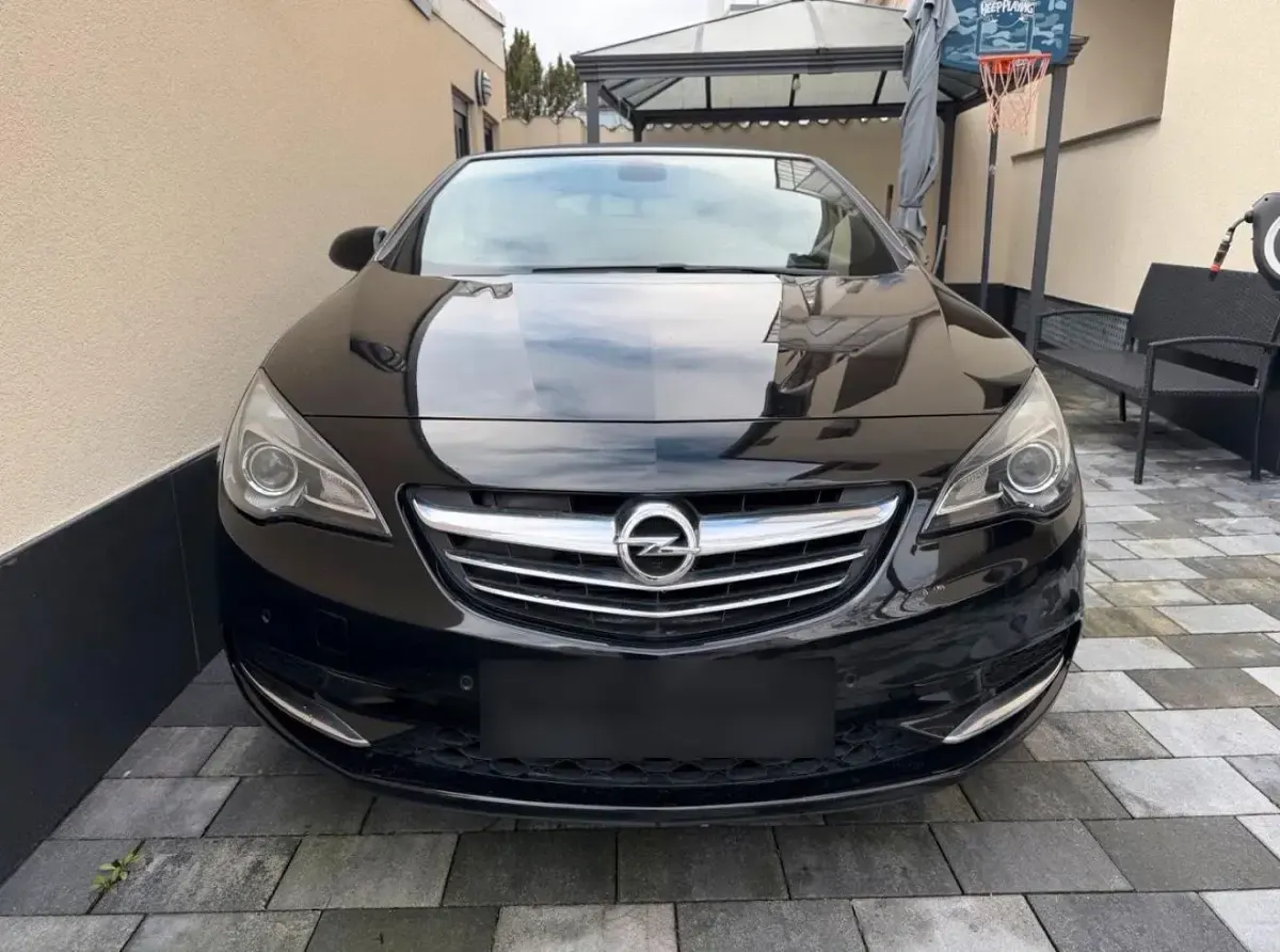 Gebraucht Opel Cascada 200 PS (147 kW) 2018 Schwarz Cabrio