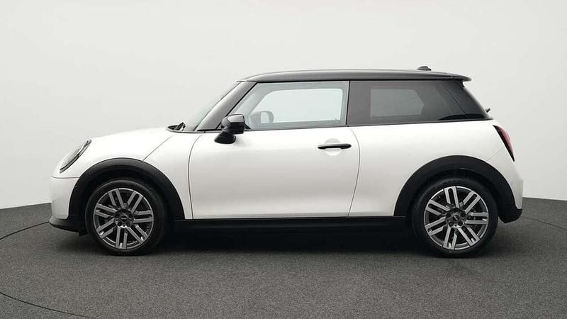 Gebraucht Mini Cooper Classic 156 PS (114 kW) 2024 Weiß Kleinwagen