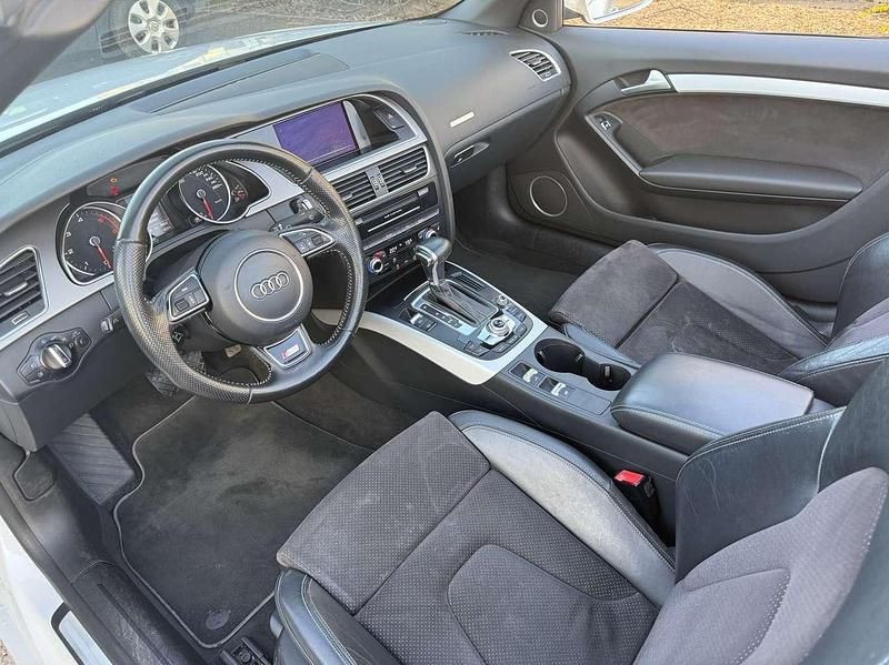 Gebraucht Audi A5 Cabriolet 177 PS (130 kW) 2013 Gletscherweiss metallic Cabrio