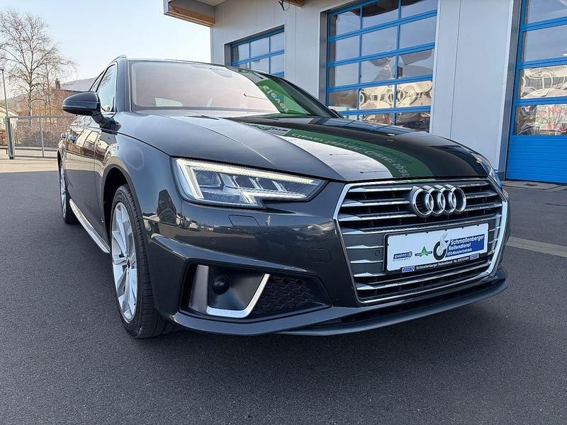 Gebraucht Audi A4 S-Line 150 PS (110 kW) 2019 Grau Kombi