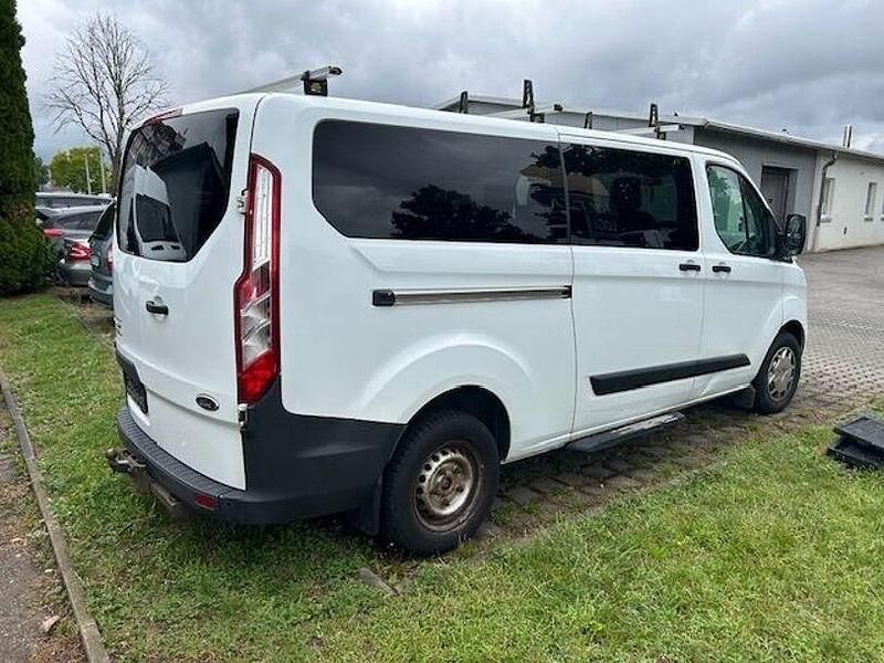 Gebraucht Ford Transit Custom Trend 131 PS (96 kW) 2017 Frostweiß Kombi