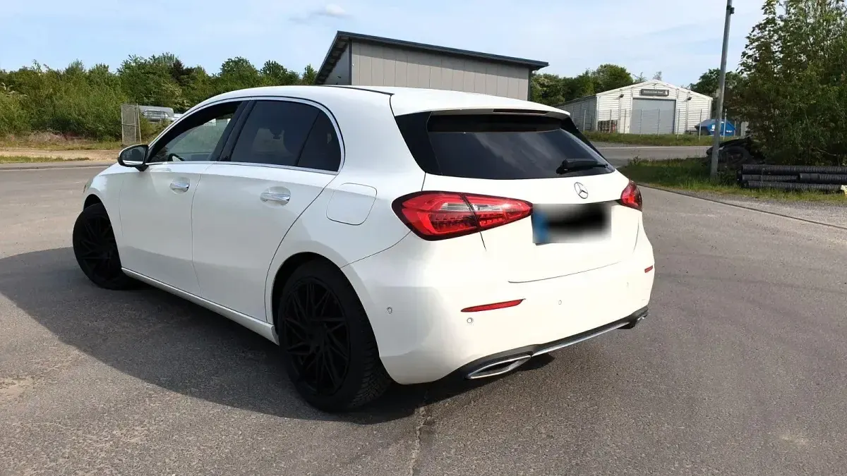 Gebraucht Mercedes A250 224 PS (164 kW) 2018 Weiß Limousine