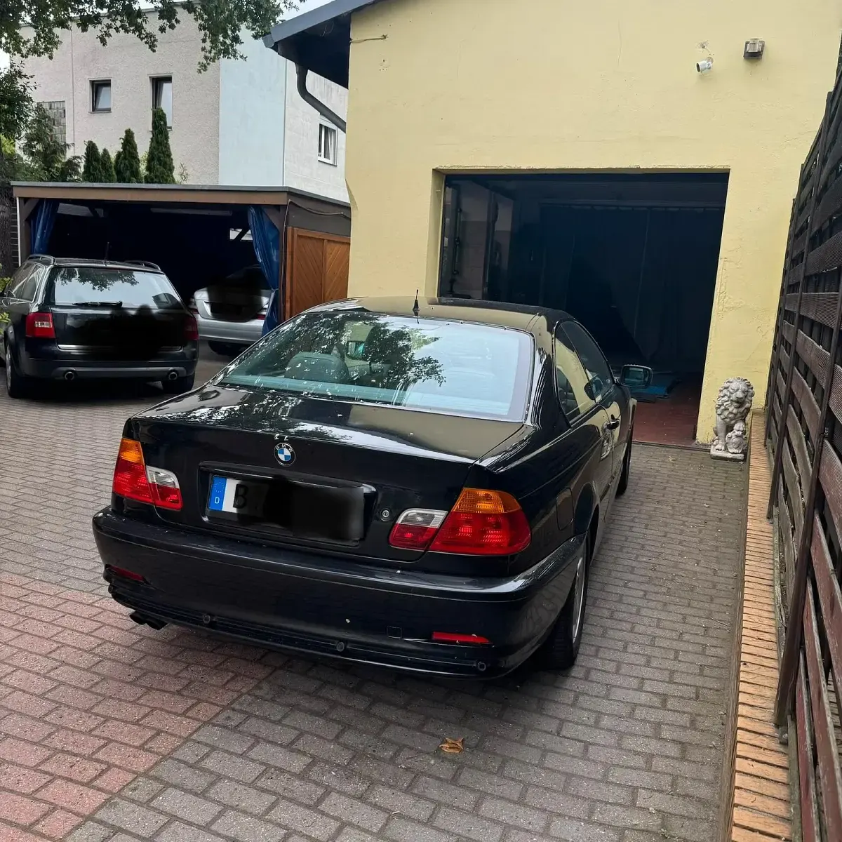 Gebraucht BMW 320 150 PS (110 kW) 2000 Schwarz Coupé
